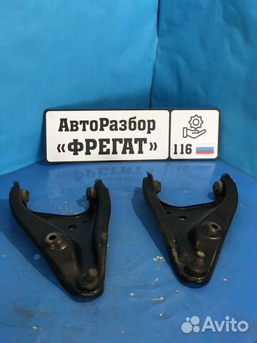 Рычаг передний правый левый renault sandero