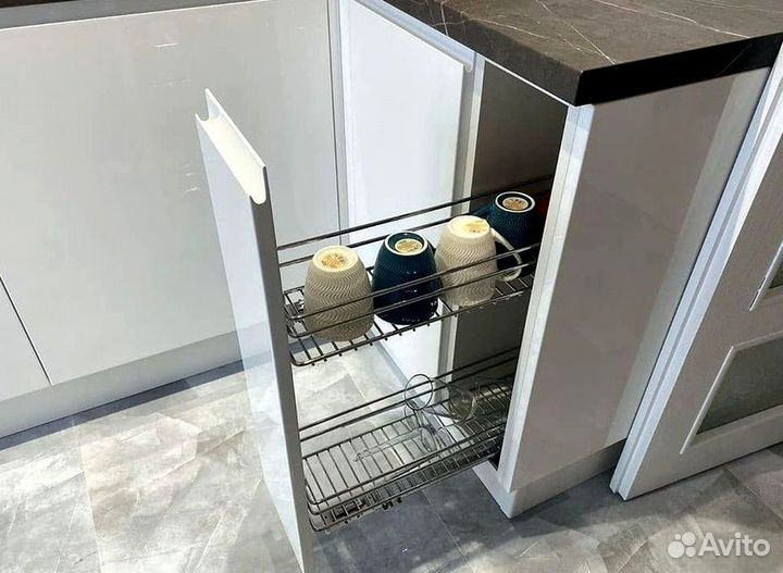 Кухонный гарнитур с доп функционалом