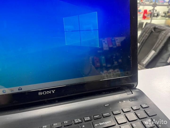 Ноутбук Sony Vaio SVF153A1YV