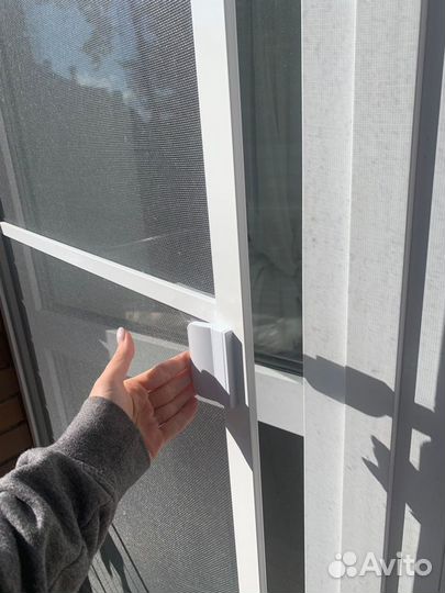 Москитные сетки на двери и окна