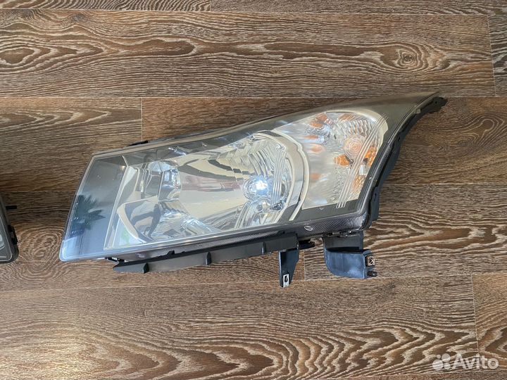 Фары передние Chevrolet Cruze Оригинал