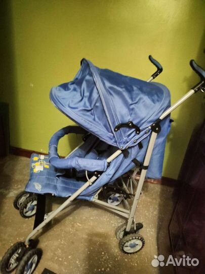 Прогулочная коляска трость