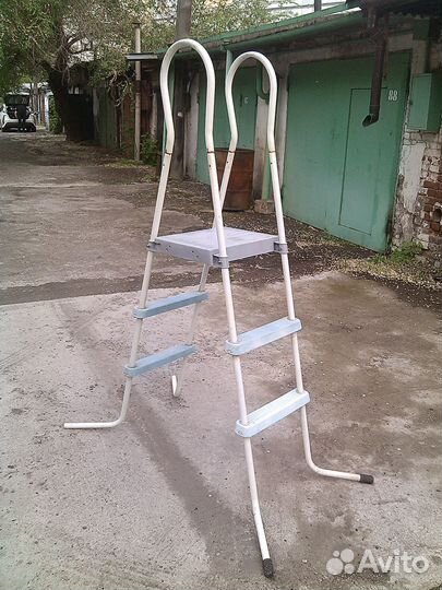 Лестница, в каркасный бассейн