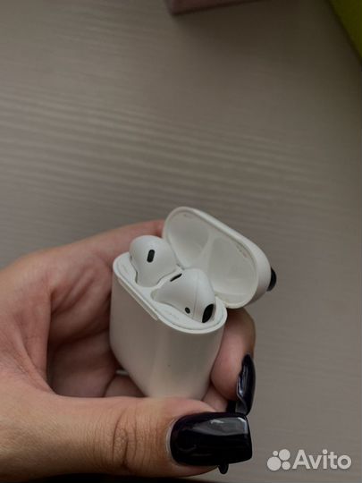 Airpods 1