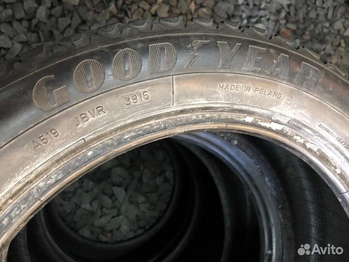 Goodyear Ultragrip Ice Arctic 195/55 R16