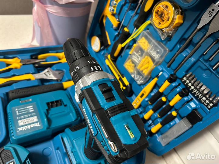 Шуруповерт makita