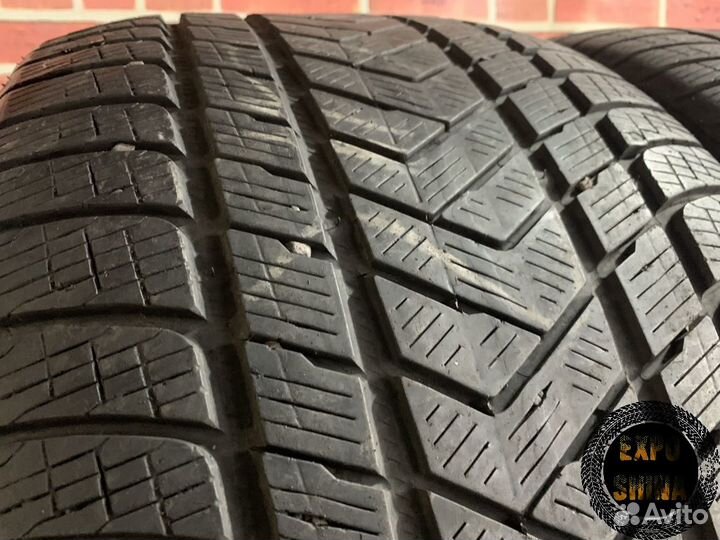 Pirelli Scorpion Winter 315/30 R22 107V