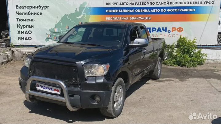 Фара правая Toyota Tundra (XK50) 81110-0C051