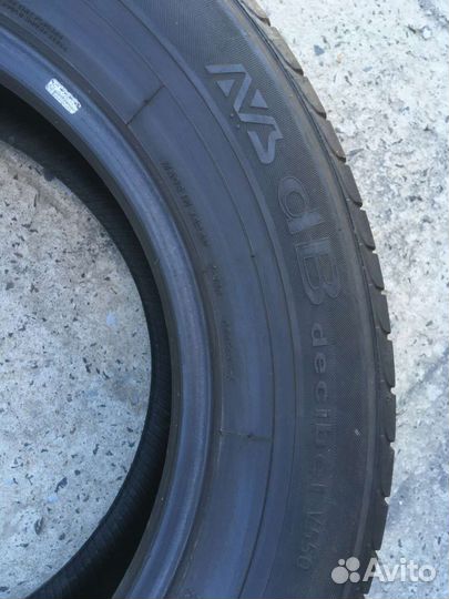 Yokohama AVS Decibel V550 235/60 R16 104W