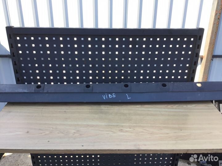 Накладка порога Pontiac Vibe левая