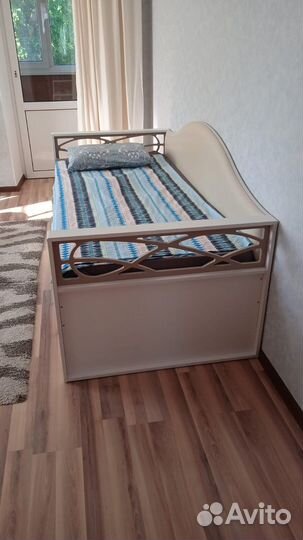 Спальный гарнитур