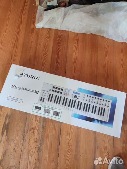 Синтезатор midi Arturia KeyLab Essential 49