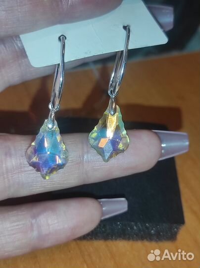 Серьги с кристаллами