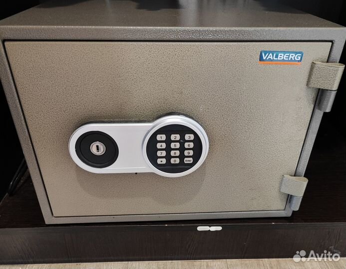 Сейф valberg