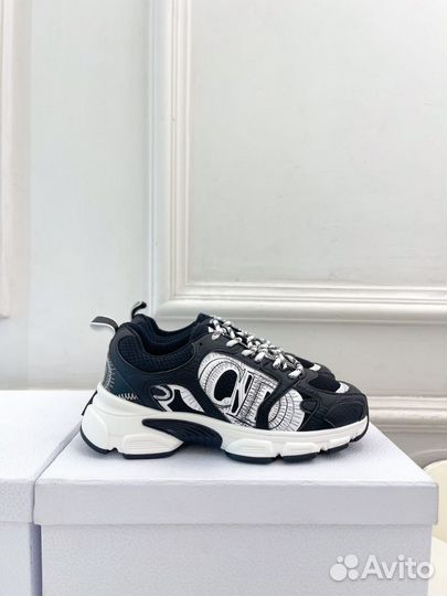 Кроссовки женские dior