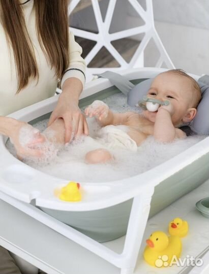 Ванночка доя купания новорожденных складная
