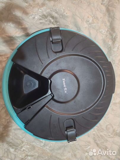 Кормушка для домашних животных