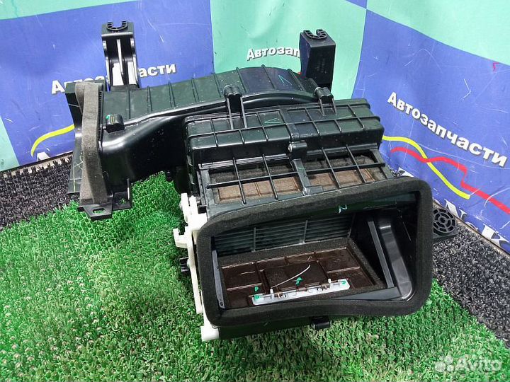 Корпус мотора отопителя Mitsubishi Pajero Sport