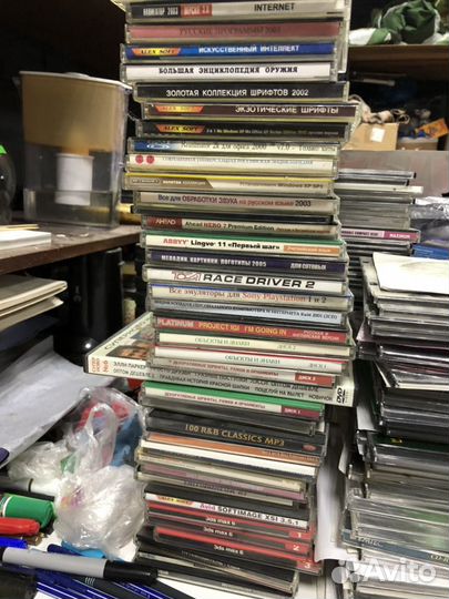 Подставка с дисками