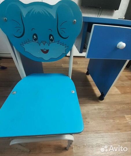 Детский стол и стульчик