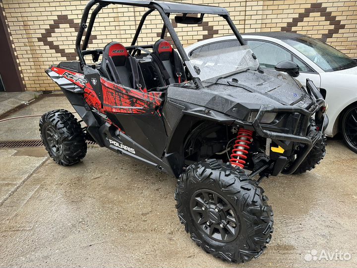 Багги Polaris RZR XP1000
