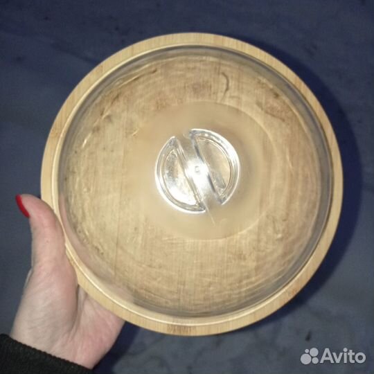 Тортница с крышкой б/у