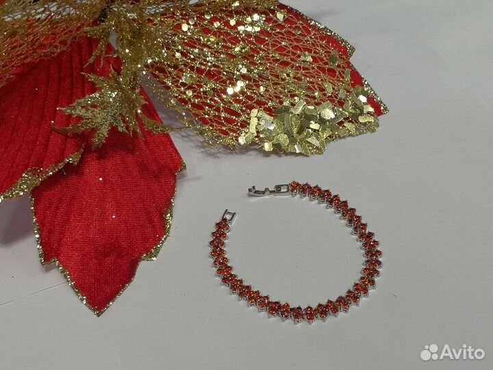 Браслет женский на руку бижутерия со стразами