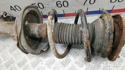 Стойка передняя левая toyota corolla E12 (JDN35K50