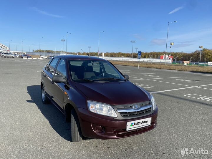 LADA Granta 1.6 МТ, 2013, 66 159 км