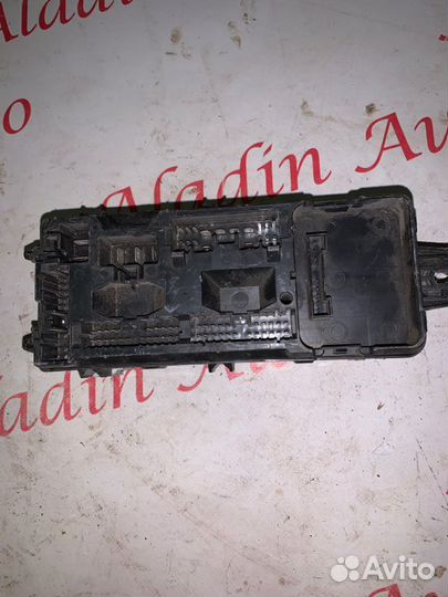 Блок предохранителей Volvo S40