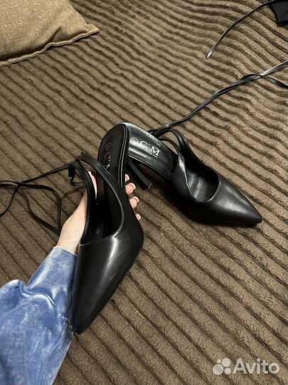 Туфли на завязках женские