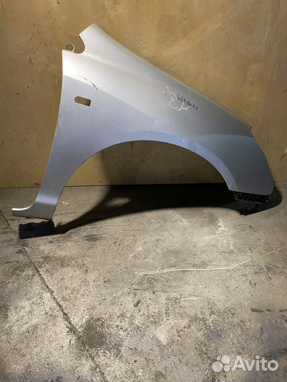 Крыло правое Honda Civik