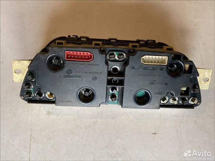 Панель приборов LADA 2115