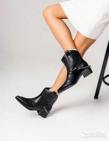 Ботинки казаки 40-41