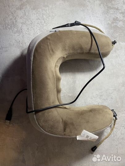 Массажная подушка для шеи