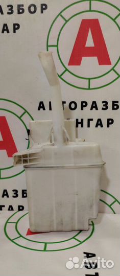 Бачок омывателя Toyota Avensis T25 2AZ-FSE
