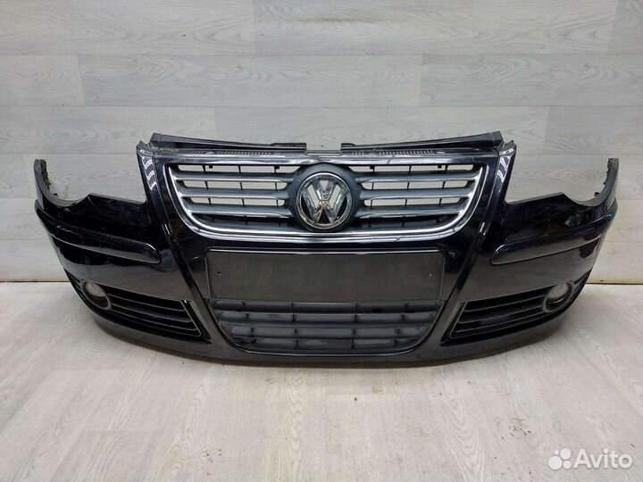 Бампер передний Volkswagen Polo 4. 2005-2009