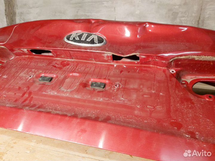 Крышка багажника Kia Rio