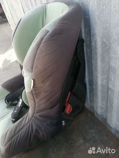 Детское кресло