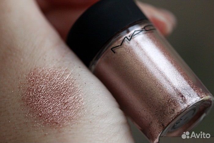 MAC pigment Рассыпчатые тени для век TAN