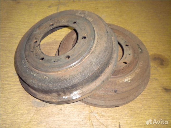 Барабаны тормозные Mitsubishi Pajero II (1992 г.в)