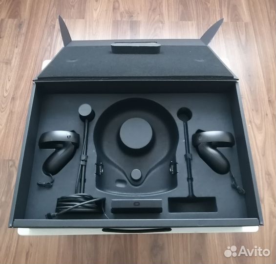 Контроллеры Oculus Touch и сенсоры для Oculus Rift