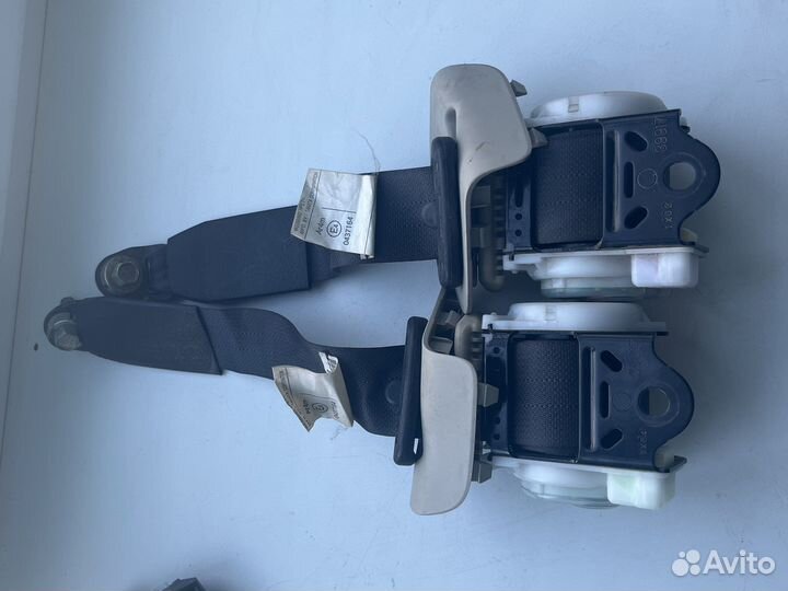 Ремень безопасности задний правый Infiniti Fx37