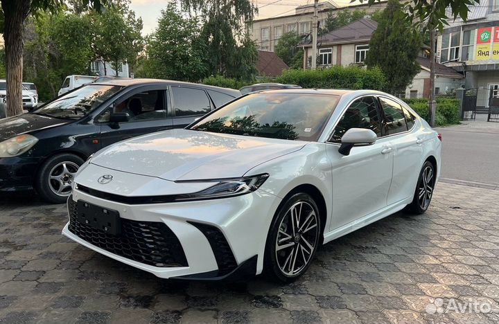 Toyota Camry 2.0 CVT, 2024, 5 км