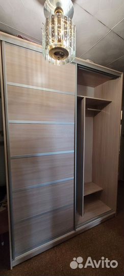 Шкаф купе с зеркалом