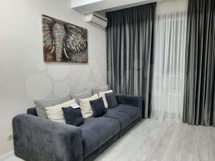 2-к. квартира, 40 м², 1/7 эт.