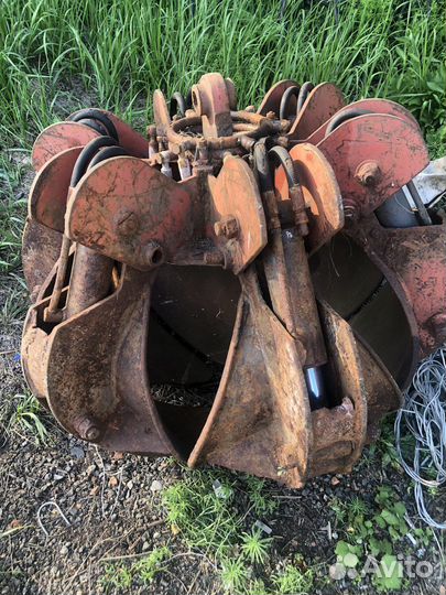 Грейфер для погрузки лома