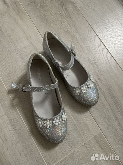 Туфли праздничные для девочек