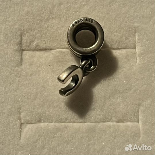 Pandora шарм подкова