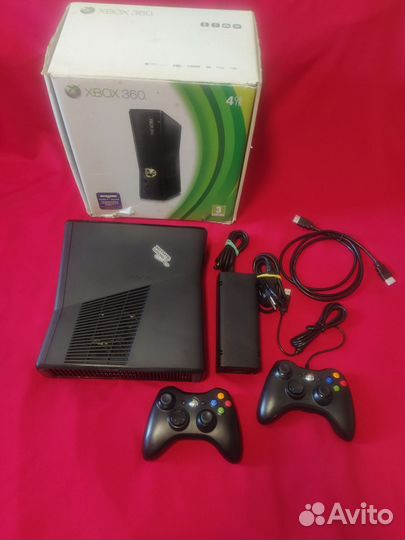 Xbox 360 Slim 320гб., фрибут, 2дж